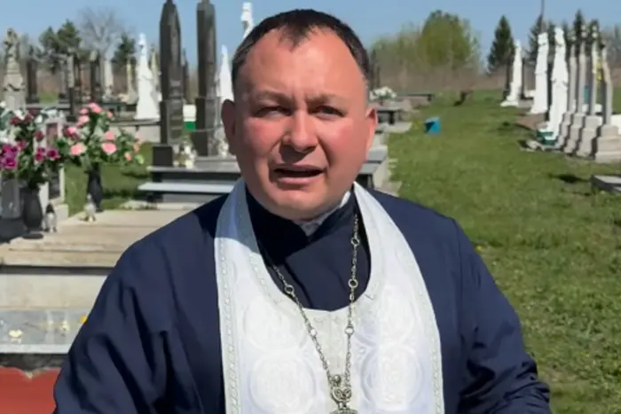 Can you leave food on the graves of relatives