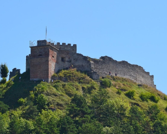 Treasures of Queen Bona, Vampires and Ghosts: Which Castle in Ukraine Attracts Like a Magnet