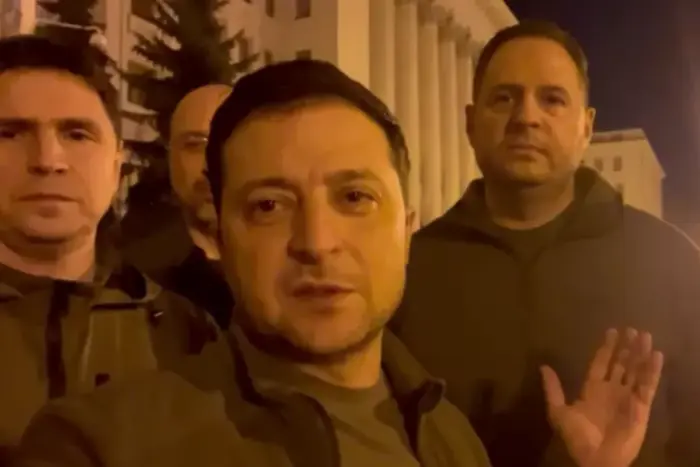 Outraged Poroshenko's associates with the new textbook