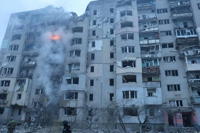 A building damaged by an aerial bomb in Kup'yansk