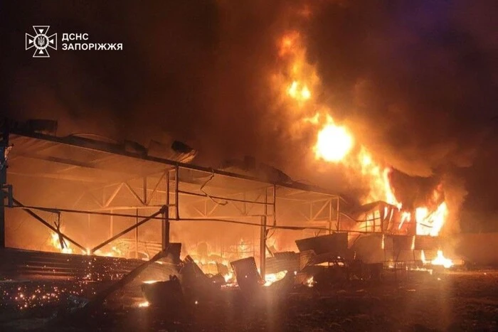 Атака на Запоріжжя: з’явились фото наслідків 