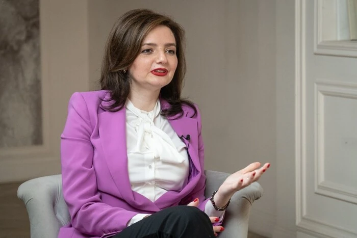 Україна в ООН: подіум на фоні миру