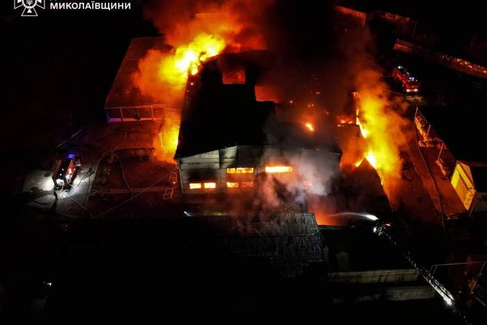 Fire in Mykolaiv after shelling