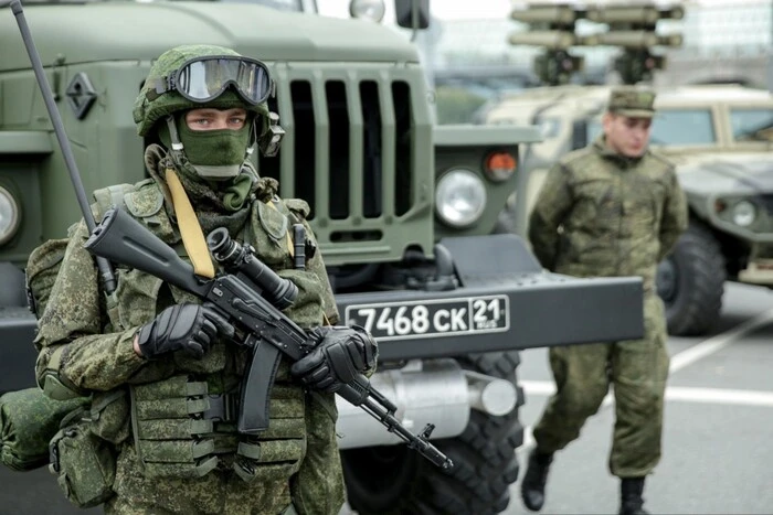 Russian troops stopping at the front