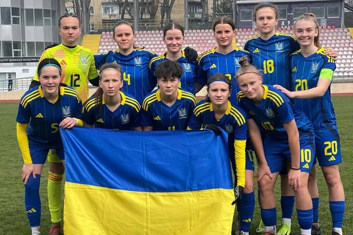 Die U19-Frauenfußballnationalmannschaft der Ukraine hat ein wichtiges Spiel aufgrund von Visa-Problemen verpasst