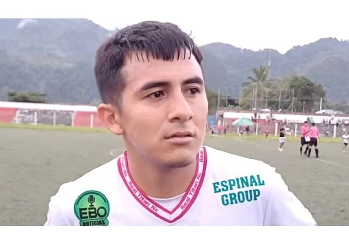 Der junge peruanische Fußballspieler starb nach einer Kollision während des Spiels: schreckliches Video