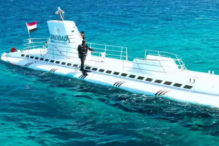 The tourist submersible sank, Russian casualties