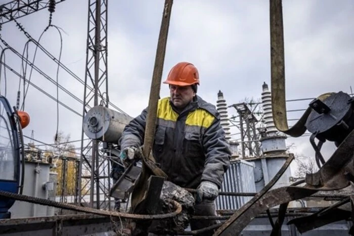 Russia attacks Ukrainian energy