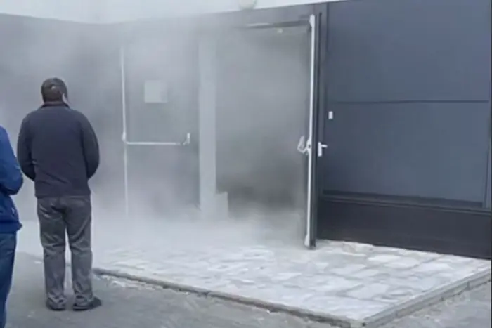 W Kijowie wybuchł pożar w centrum handlowym 'Lawina' (wideo)