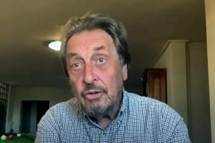 Musk's Father with Son and Putin