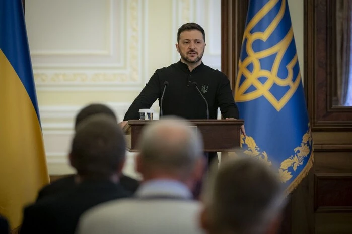 Zelensky and Putin at negotiations