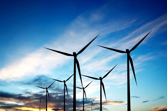 Support for wind energy construction through tax incentives