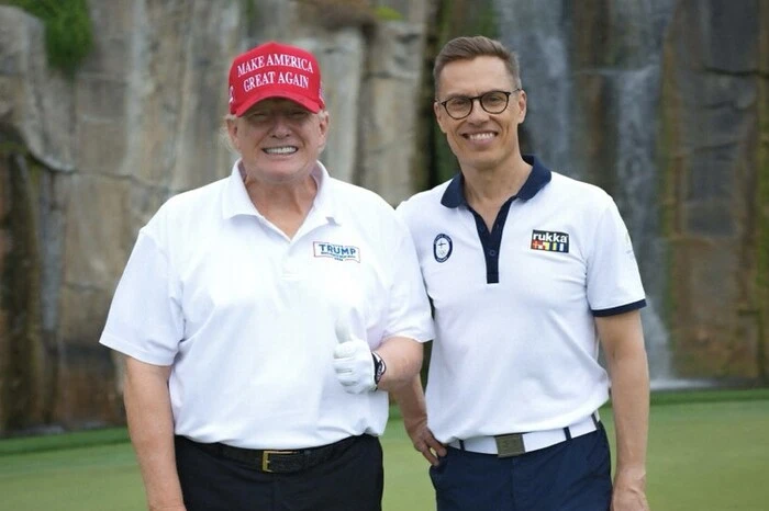 Trump plays golf with the President of Finland