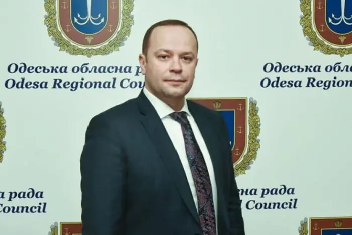 The hammer of justice falls on the ex-deputy and ex-prosecutor