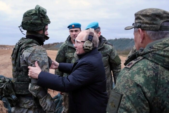 The Kremlin Intensifies Military Rhetoric Ahead of Prolonged Conflict with the West