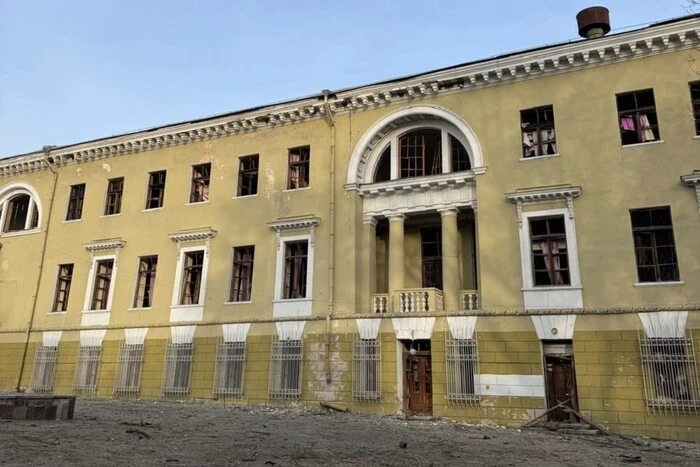 The ruined Potemkin palace in Dnipro