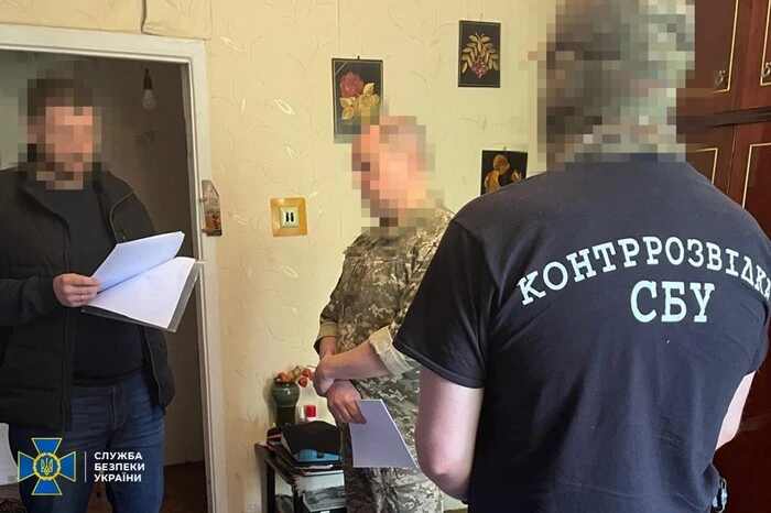 Detention of the leadership of the defense plant