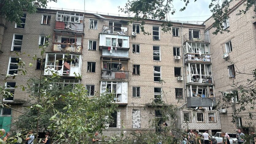Money for the development of frontline communities