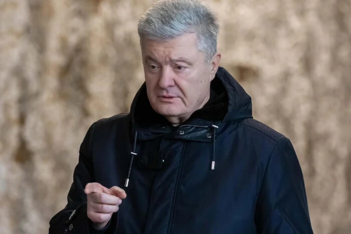 Poroshenko reported record income