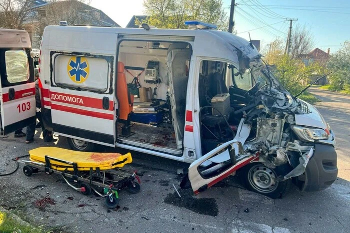 Attack of a Russian drone on an ambulance