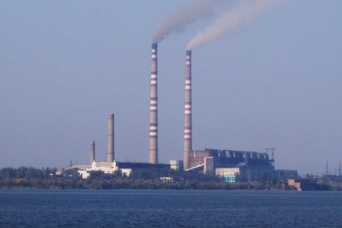Розбір Курахівської ТЕС на запчастини