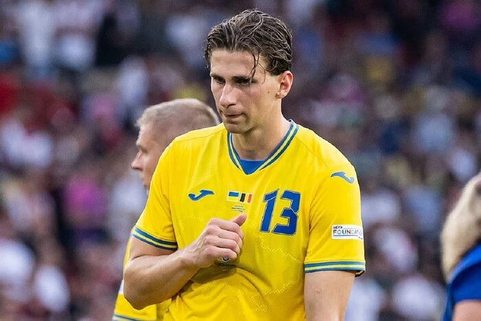 PSG erwog den Verkauf des Russen Safonov, um den Ukrainer Zabarnyi zu verpflichten - Medien