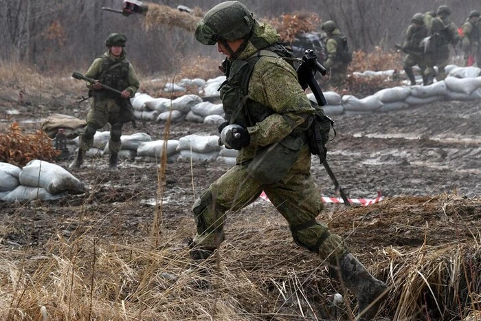 Російські військові підтримують КНДР на шляху
