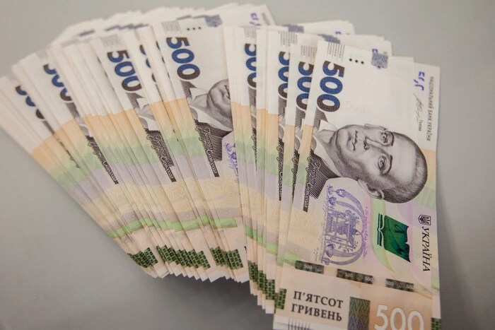 Regional prosecutors and crazy payments