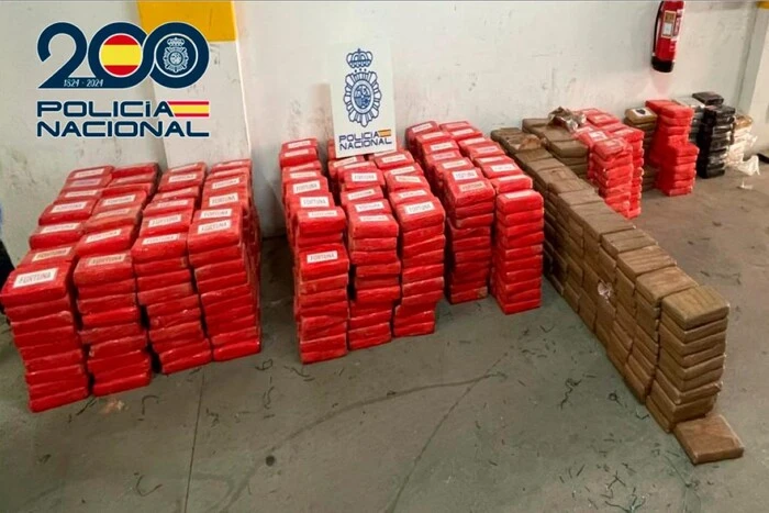 Тонна кокаїну, вилучена у Іспанії