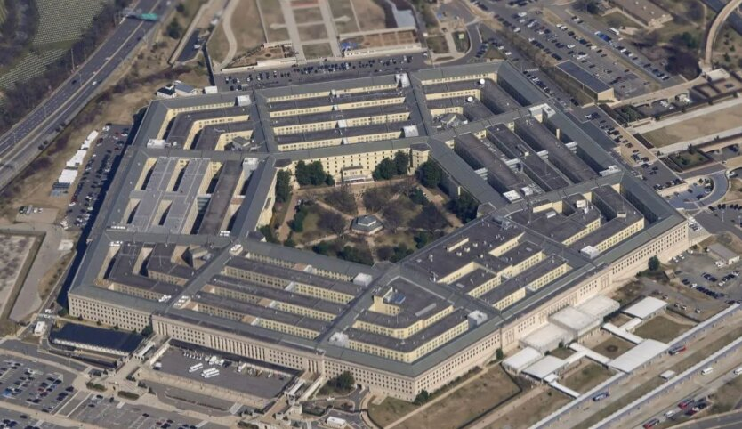 Signs of the Ramstein meeting at the Pentagon