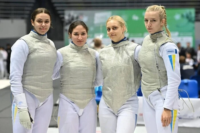 Das ukrainische Frauenfechterteam hat die historische