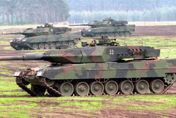Leopard tank with the flag of Germany
