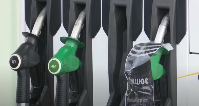 Gasoline prices rising ahead of the weekend