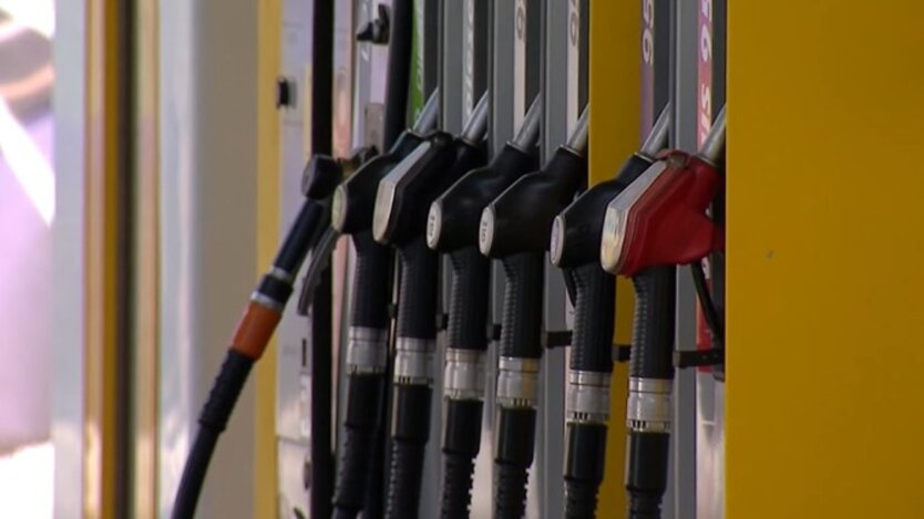 Image of a petrol station in Kyiv