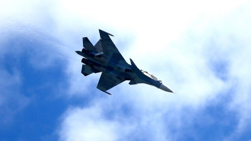 Su-34 shot down by Ukrainian Armed Forces in aerial combat