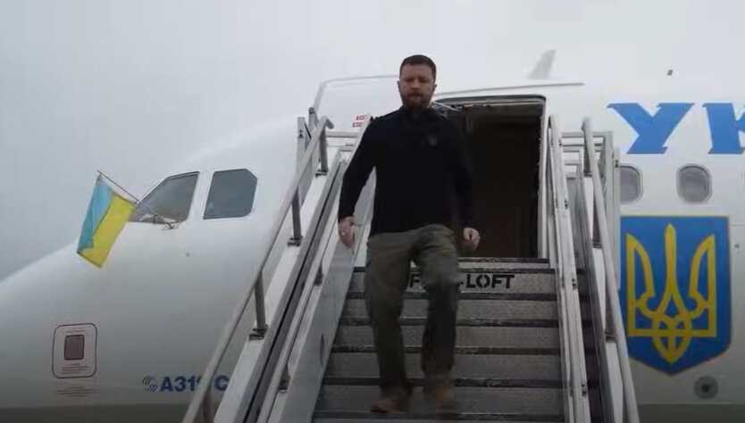 Президент Зеленський говорить з президентом Британії та США