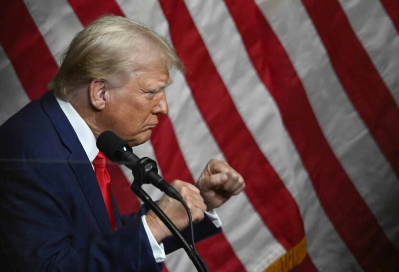 Trump challenges the Democrats in pre-election promises