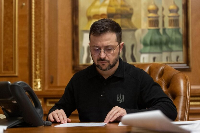 Zelensky and Biden discussed a new defense package