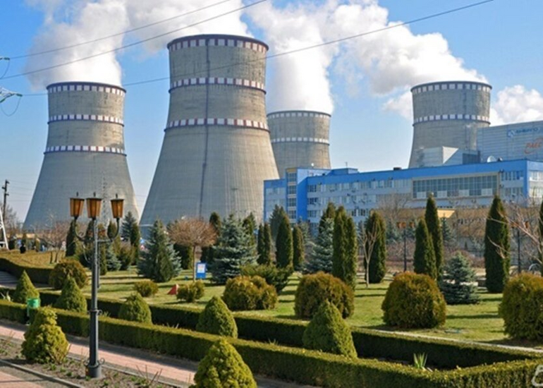 Ukraine prepares for attacks on nuclear power plants