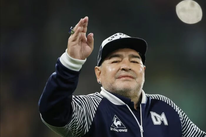Der ehemalige Arzt von Maradona erzählte im Gericht von den Fehlern bei der Behandlung des Fußballspielers