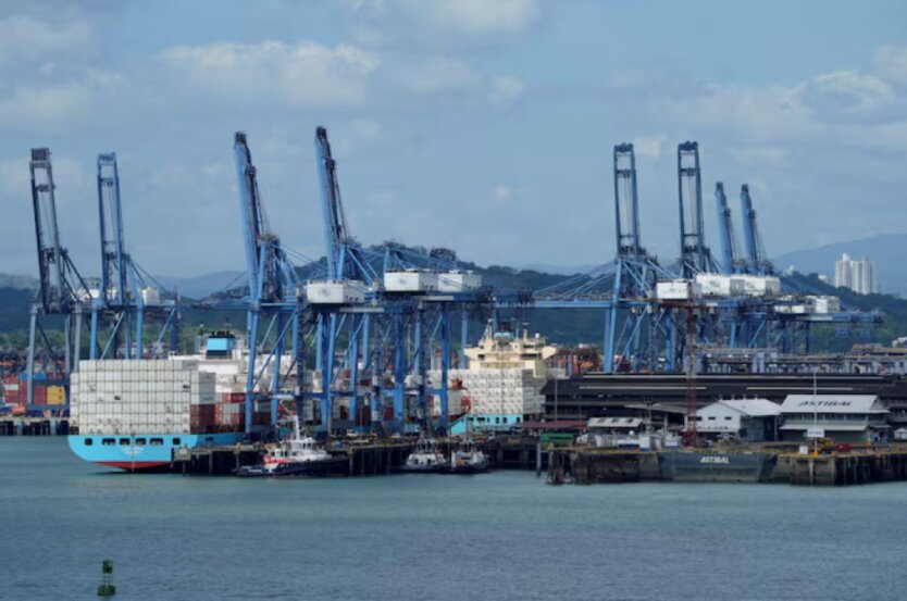 Strategic ports of the Panama Canal demand from the Chinese authorities