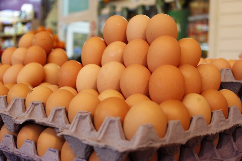 Egg prices before Easter