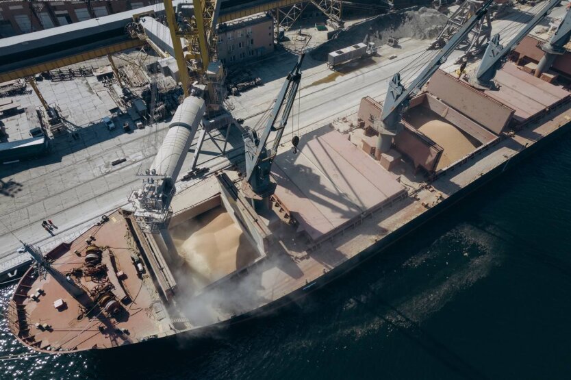 Ukrainian seaports handled 6 million tons of cargo despite the challenges of the war