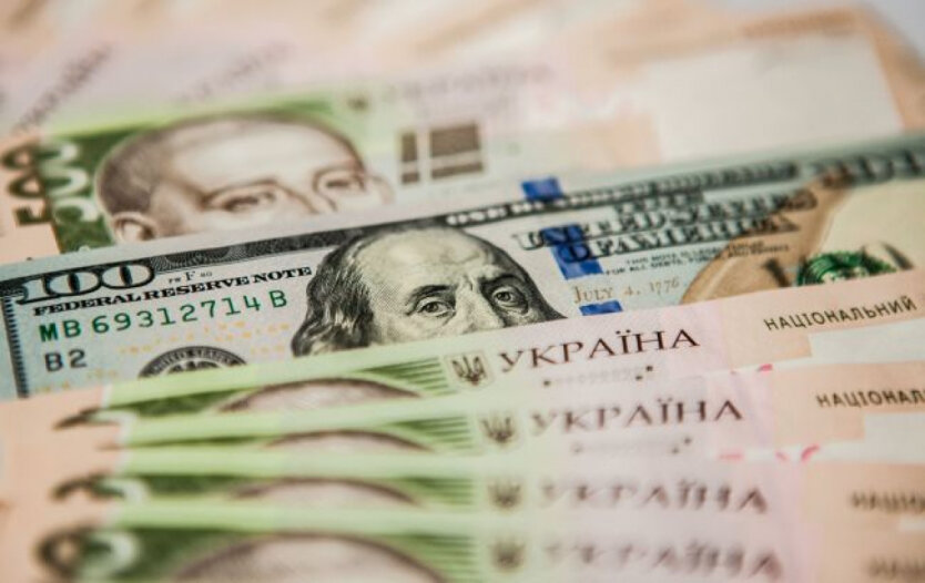 Графік спаду валюти Долар США