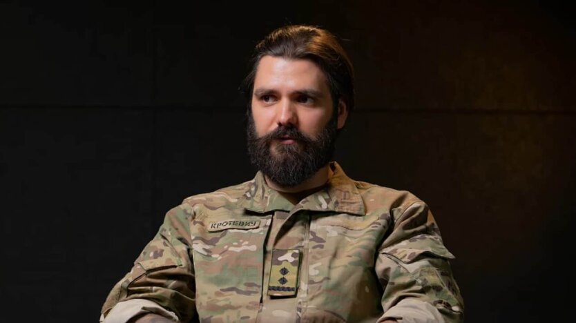 Krytyka Syrskiego: byłego szefa 'Azowa' usunięto z dekretu Zełenskiego o odznaczeniu orderem