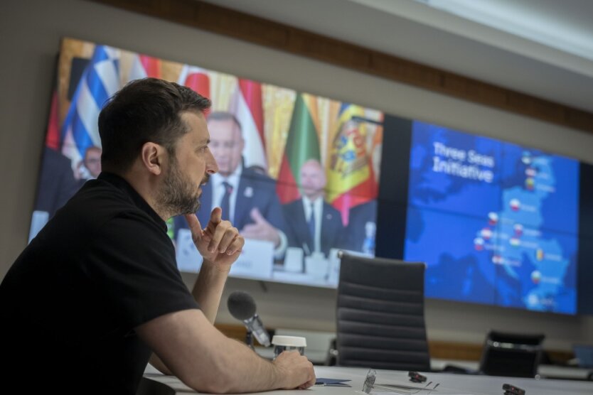 Zelensky appeared before the President of Russia