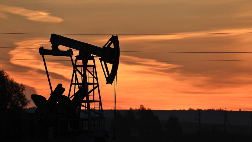 'Shadow Fleet' Won't Help: EU Prepares New Blow to Russia's Oil Revenues