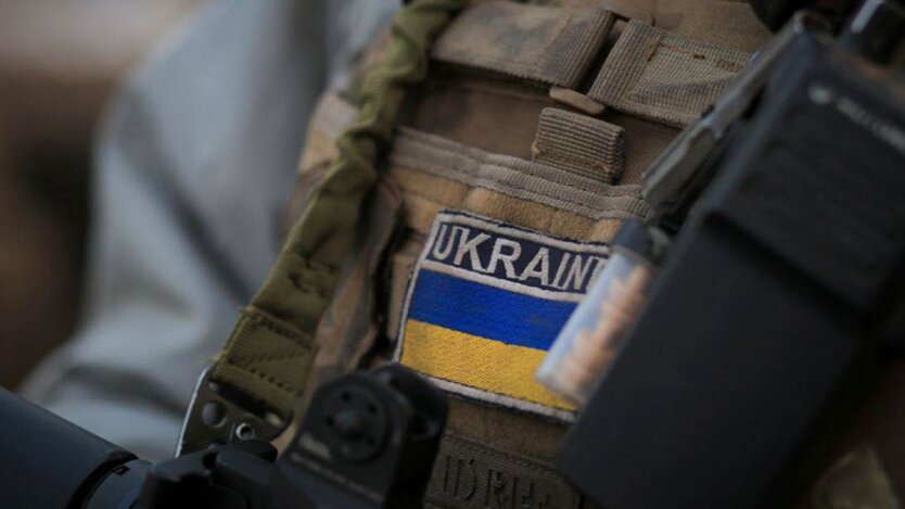 Picture of Ukrainian military personnel in occupied Donbas