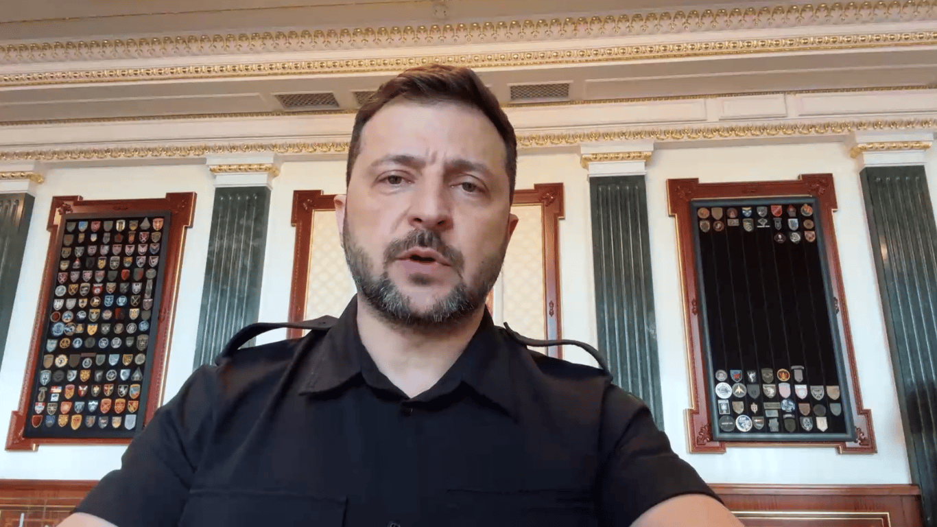 Selenskyj kündigte weitere Verteidigungspakete von Partnern an - Ansprache