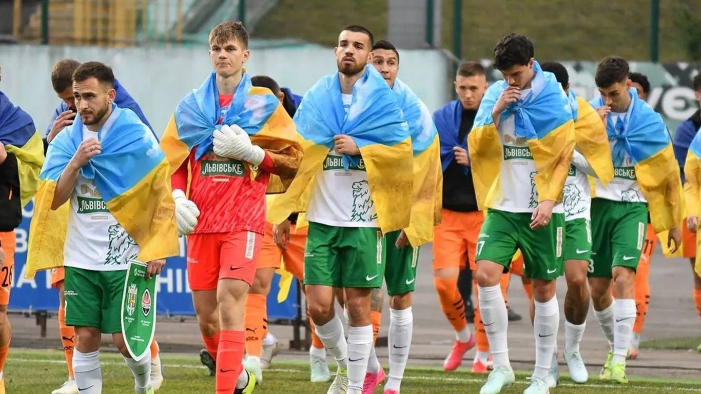 Hiszpański klub kupuje bramkarza lwowskich Karpat, a nie Lunina